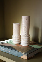Afbeelding in Gallery-weergave laden, Travertine vase | Size S &amp; L
