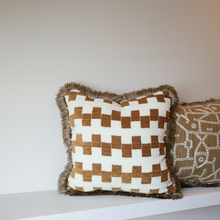 Afbeelding in Gallery-weergave laden, Larsen Luse Cushion
