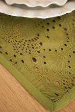 Afbeelding in Gallery-weergave laden, Placemat palmthree green
