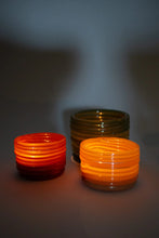 Afbeelding in Gallery-weergave laden, Spiral tea light holder | Three colors &amp; sizes
