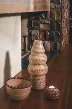 Afbeelding in Gallery-weergave laden, Lis Glass Vase
