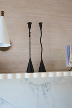 Afbeelding in Gallery-weergave laden, Candle holder wave
