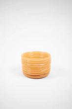 Afbeelding in Gallery-weergave laden, Spiral tea light holder | Three colors &amp; sizes
